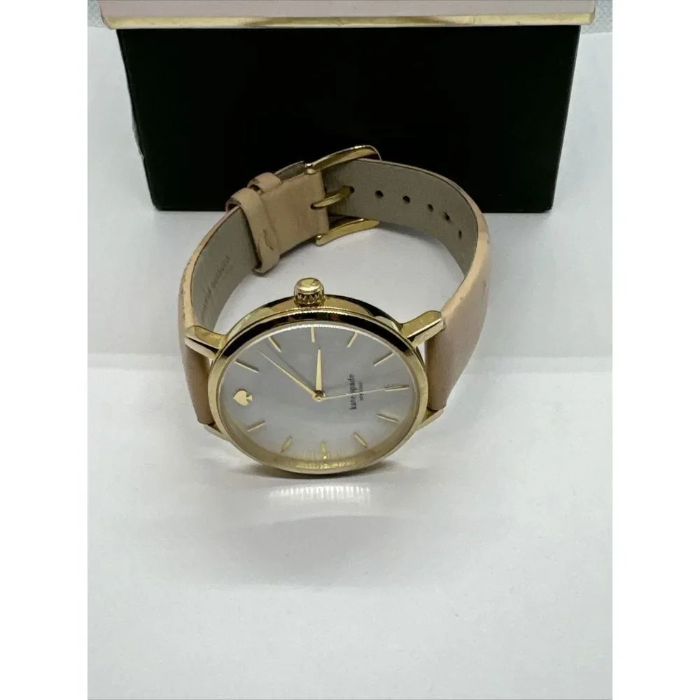 Kate Spade New York Metro 0073 Women's Beige Leather Analog Quartz Watch JNA157